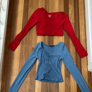 Red and Blue Long Sleeve Crop Tops